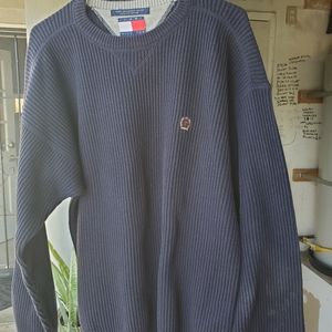 Tommy Hilfiger sweat shirt